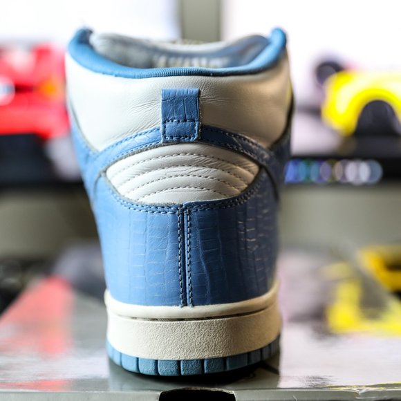 Brand New 2003 Nike Sb Dunk High x Supreme Blue Stars Size  Nike Dunk High Pro SB Supreme Blue Stars